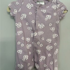 H&M newborn Lilac Floral Kids short all
